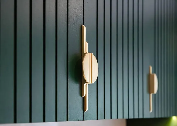 1Lsr - High-End Luxury 2 Bed Designer Apartment