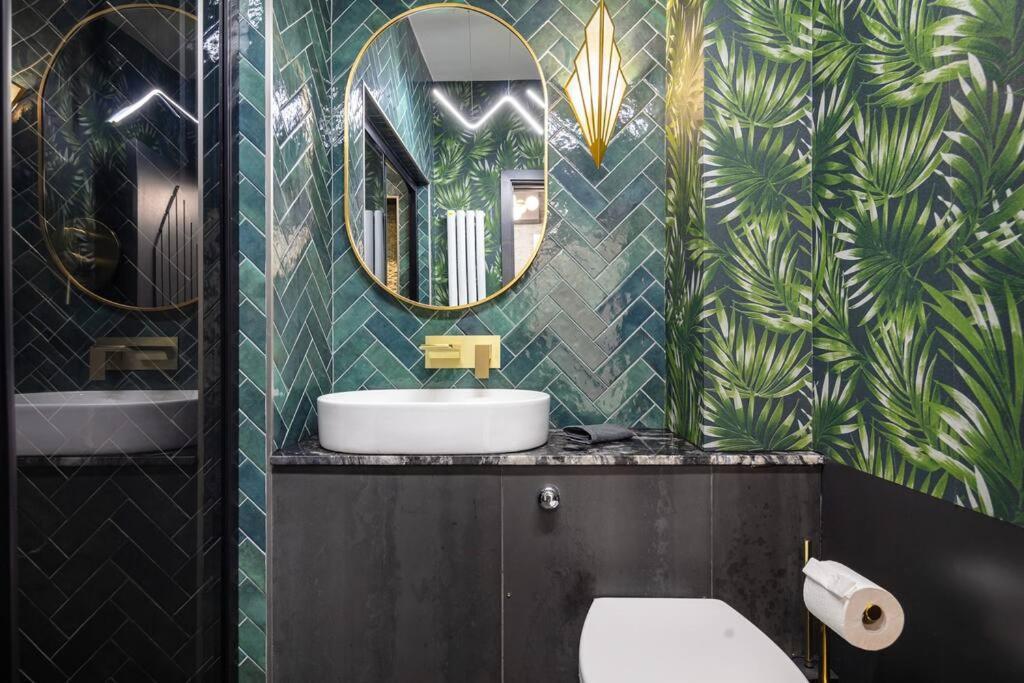 1lsr - High-end Luxury 2 Bed Designer *